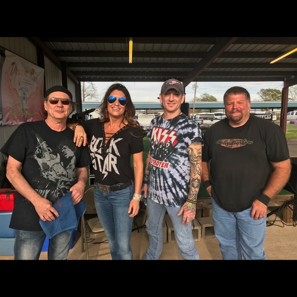 Meet your Posher, Hanna - Picture 4 of 5